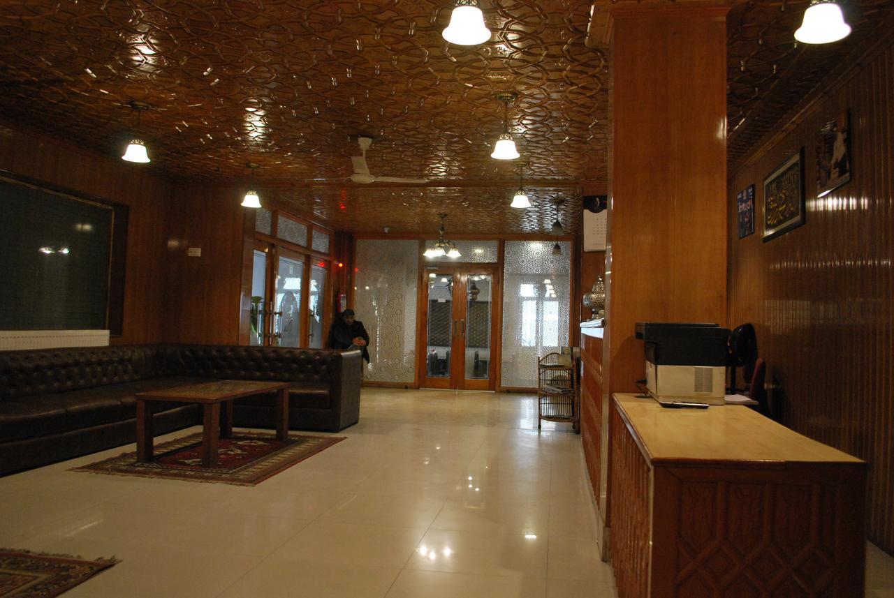 فندق ذا كيسر Srīnagar المظهر الخارجي الصورة